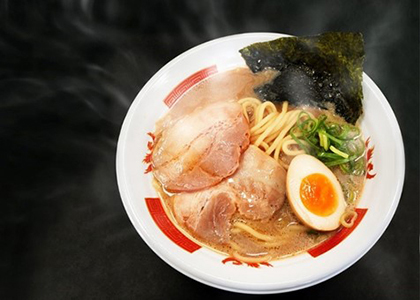 和歌山豚骨醤油ラーメン